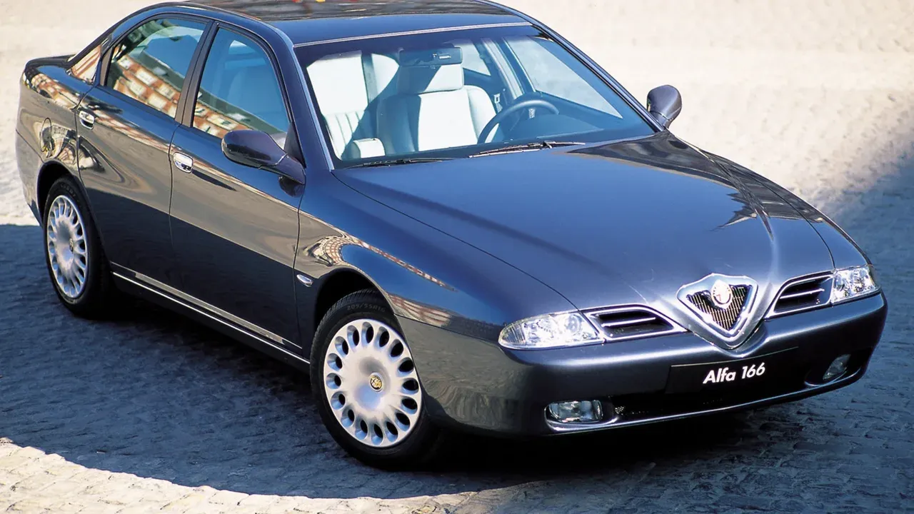 Dark grey Alfa Romeo 166 viewed from the front three-quarter angle