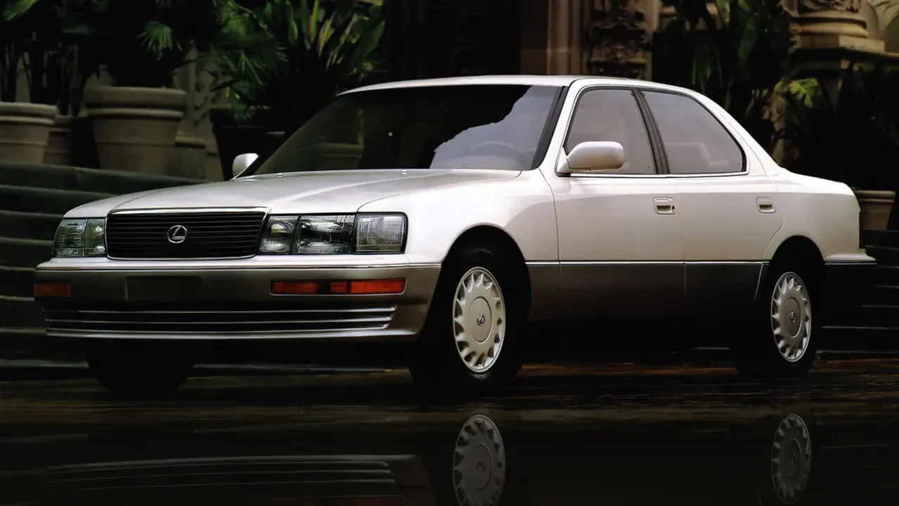 Lexus LS 400
