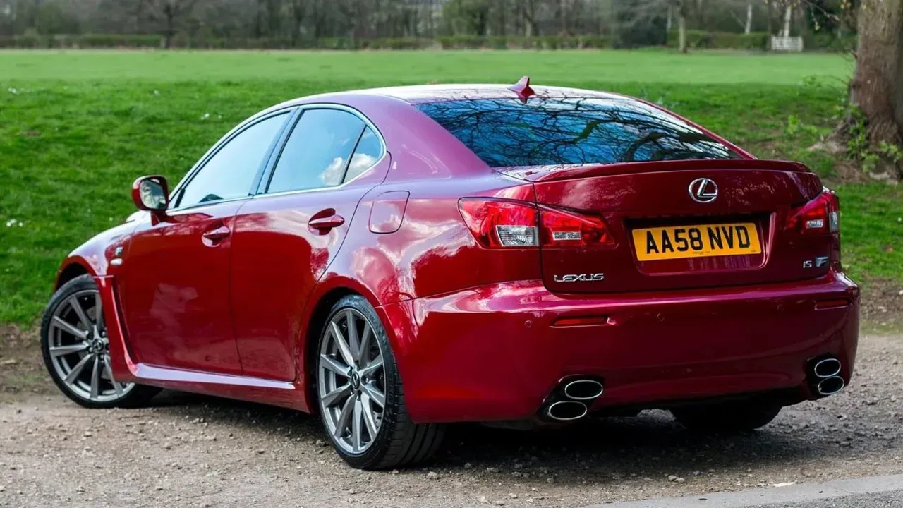 second-generation Lexus IS
